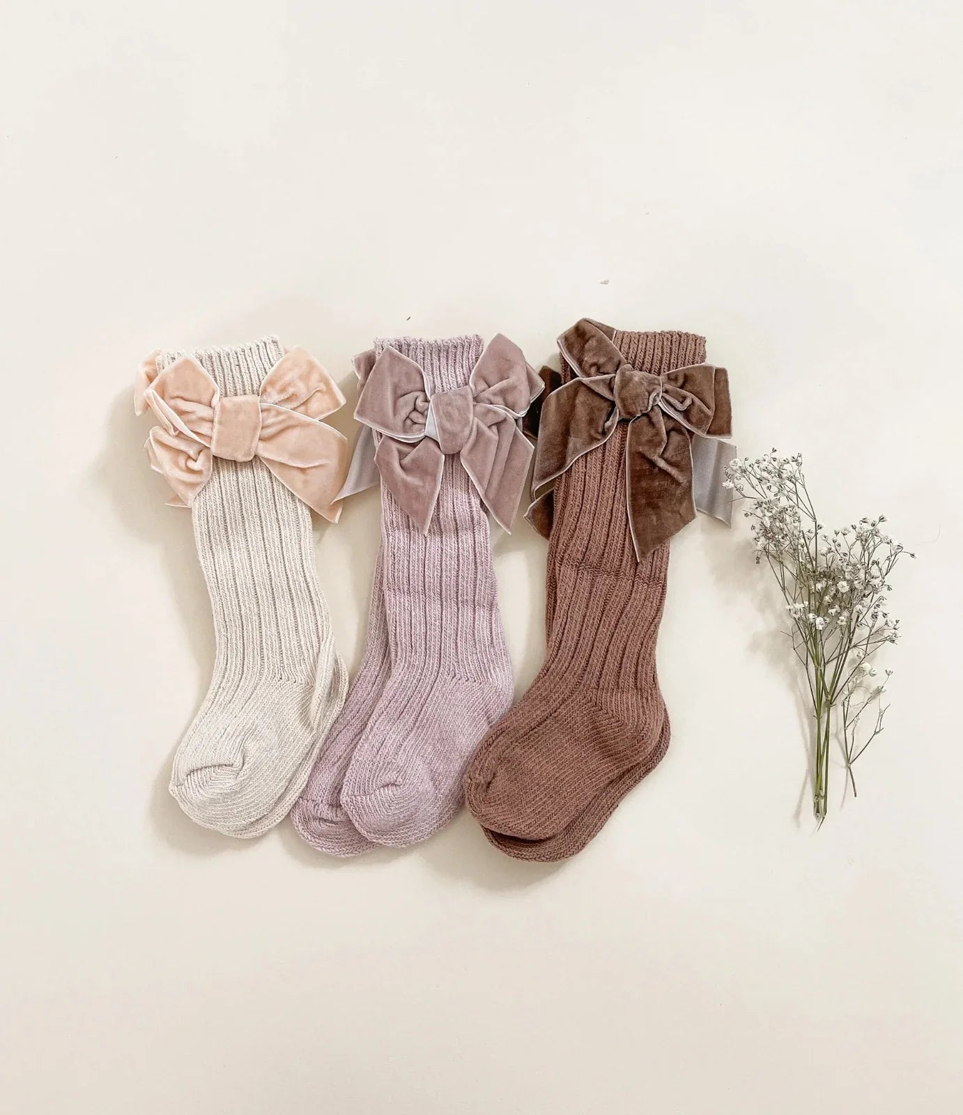 Socks & Tights 🧦🎀