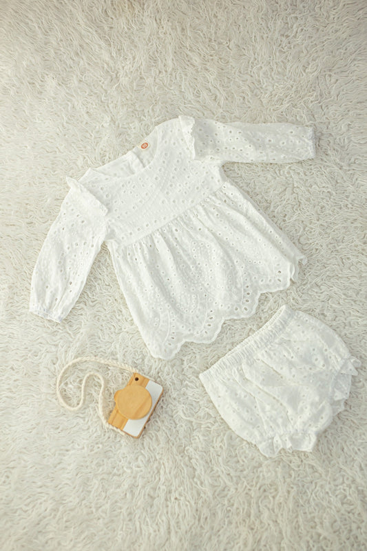 Serena Guipure Set – Elegant & Delicate