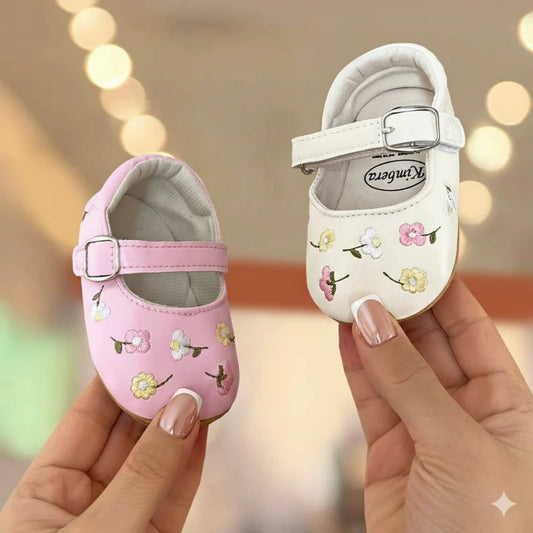 Floral Baby Mary Jane Shoes with Buckle 🌸👶✨