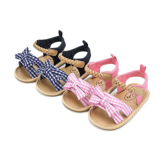 Sandal with checkered pattern