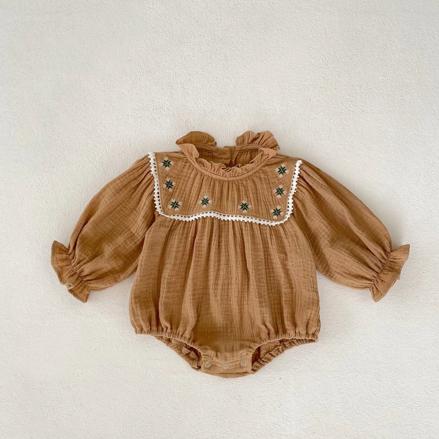 Peter Pan Collar Baby Bodysuit – Gal